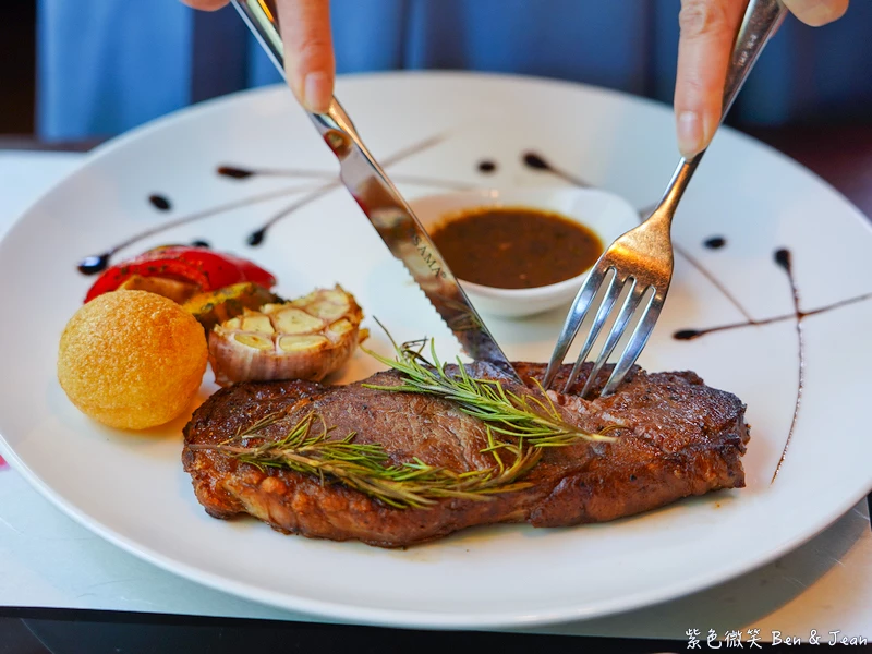 宜蘭三星鄉高CP值海鮮美食！大洲魚寮，磯煮鮑魚與避風塘藍蟹的美味饗宴。