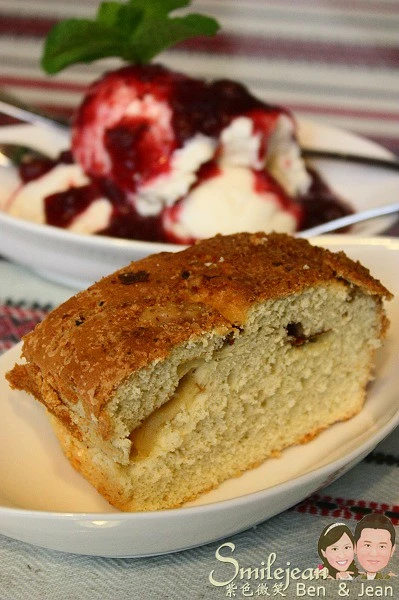 宜蘭隱藏版美食！芭樂狗烏克蘭餐廳藏三合院裡，超道地羅宋湯 烤羊肉套餐。
