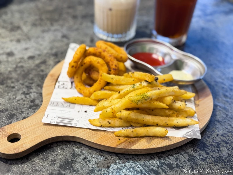 窯麵義式餐坊!羅東國華國中學區高溫窯烤披薩,瑪格麗特經典不敗。!