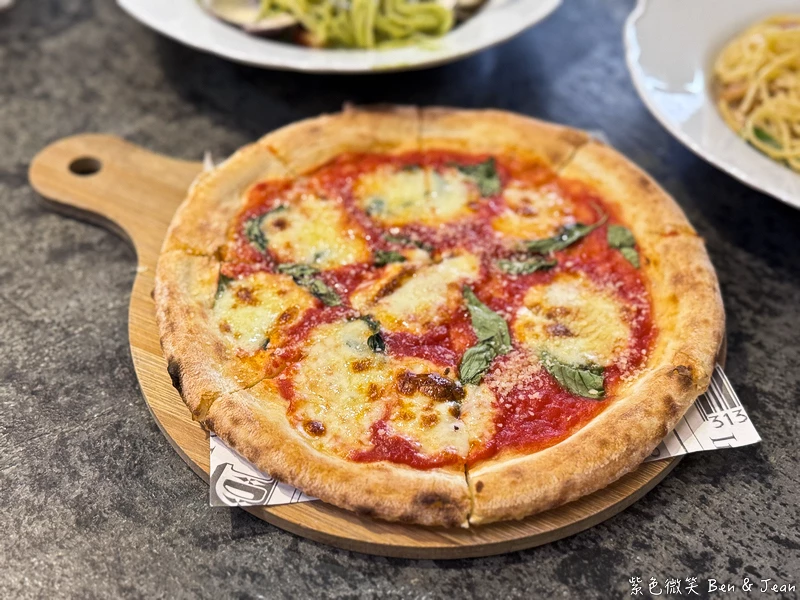 窯麵義式餐坊!羅東國華國中學區高溫窯烤披薩,瑪格麗特經典不敗。!