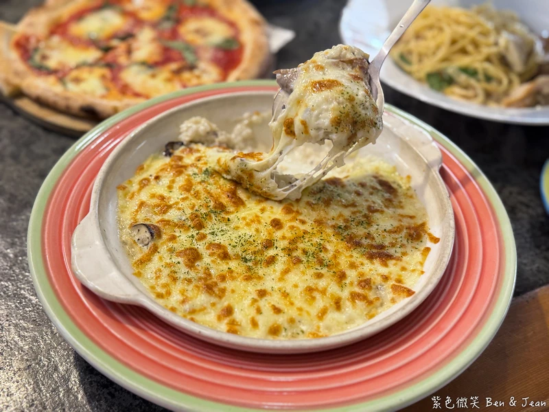 窯麵義式餐坊!羅東國華國中學區高溫窯烤披薩,瑪格麗特經典不敗。!