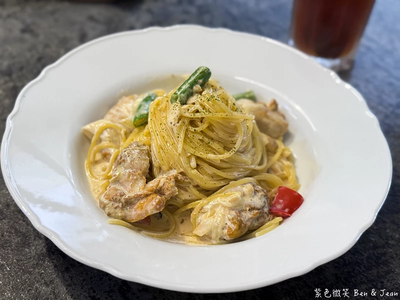 窯麵義式餐坊!羅東國華國中學區高溫窯烤披薩,瑪格麗特經典不敗。!