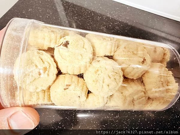 {澳門美食}澳門手信推薦：全澳門最好吃的杏仁餅「最香餅家」，