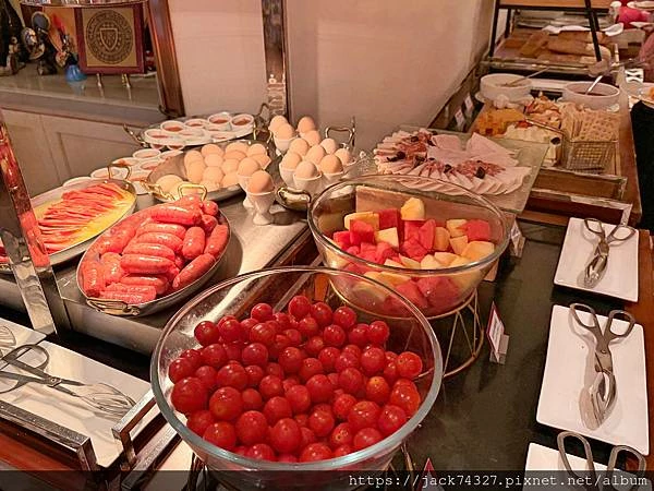 {澳門住宿}澳門超高CP值住宿：澳門葡京人早餐篇「安琪兒咖啡