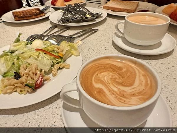 {澳門住宿}澳門超高CP值住宿：澳門葡京人早餐篇「安琪兒咖啡