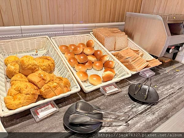 {澳門住宿}澳門超高CP值住宿：澳門葡京人早餐篇「安琪兒咖啡