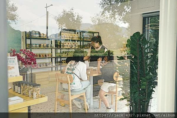 {桃園美食}Soyue層玥 千層酥燒菓子大溪伴手禮盒專賣店海