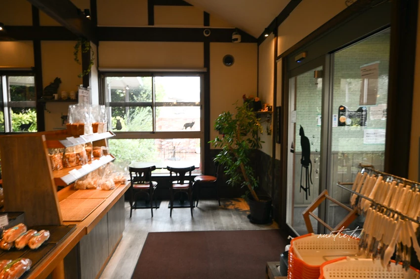 鳥取美食必吃 Bonos 石窯麵包！人氣NO.1鹽可頌外酥內軟，多種甜鹹口味任你選。