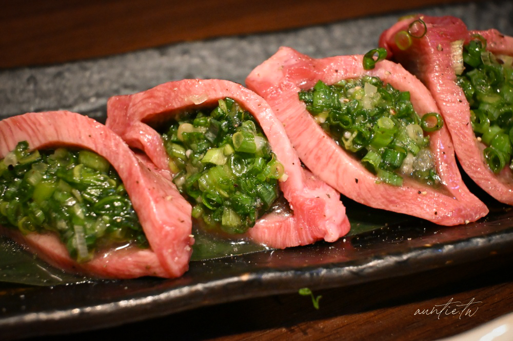 日本鳥取車站旁美食必吃！CP值超高烤肉牛王，夢幻級鳥取和牛不到千元台幣。