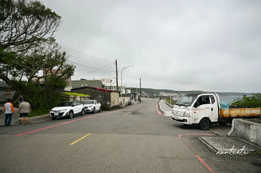 富基漁港附近特色咖啡廳！鵵 Rabbird預約制手沖咖啡，必點酸溜溜檸檬塔。