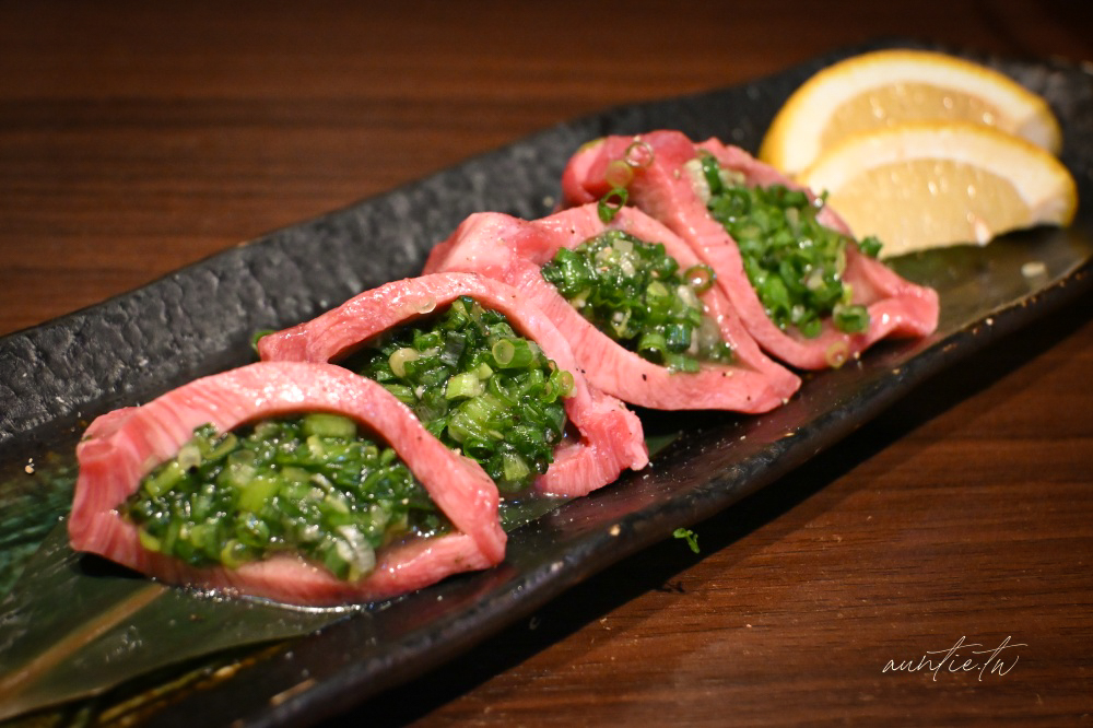 日本鳥取車站旁美食必吃！CP值超高烤肉牛王，夢幻級鳥取和牛不到千元台幣。
