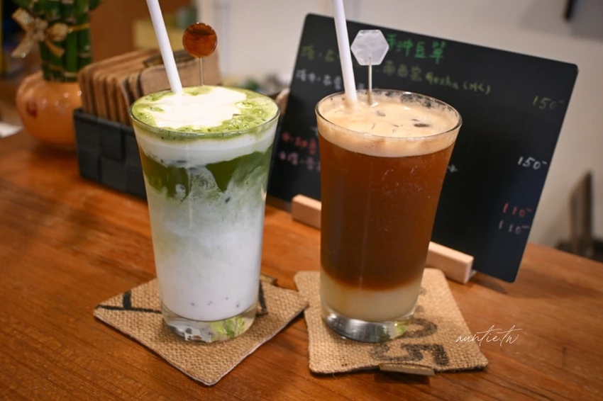 新店七張站巷弄不限時咖啡廳！杏枎珈琲香蘭蛋糕令人驚艷，甜點飲品CP值高。