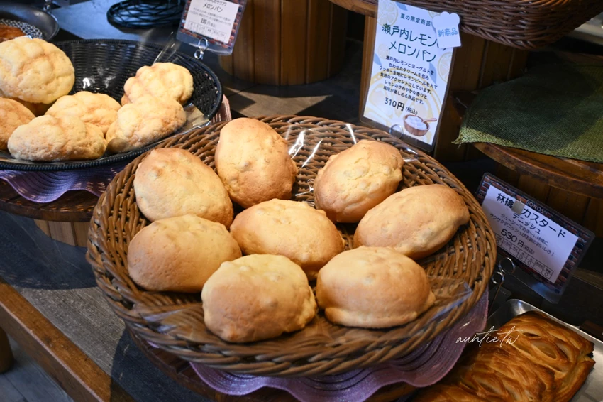 鳥取美食必吃 Bonos 石窯麵包！人氣NO.1鹽可頌外酥內軟，多種甜鹹口味任你選。