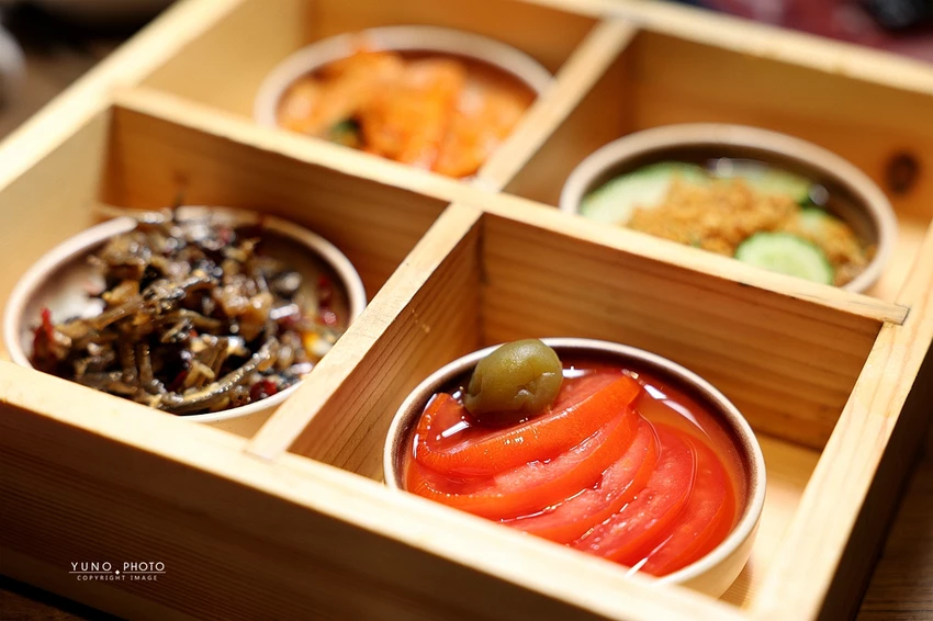 中山區美食新焦點！欣欣秀泰百貨星曜雞湯，日本A5和牛奢華饗宴首選。