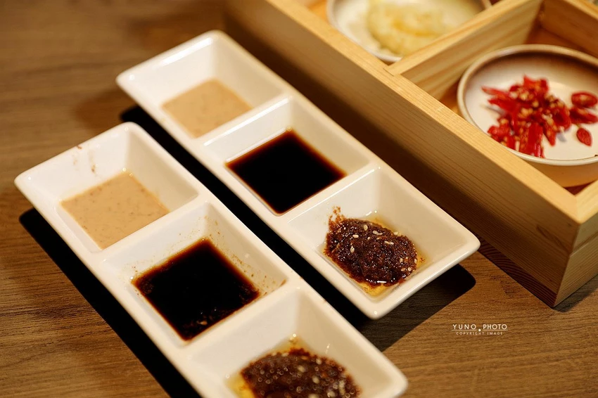 中山區美食新焦點！欣欣秀泰百貨星曜雞湯，日本A5和牛奢華饗宴首選。