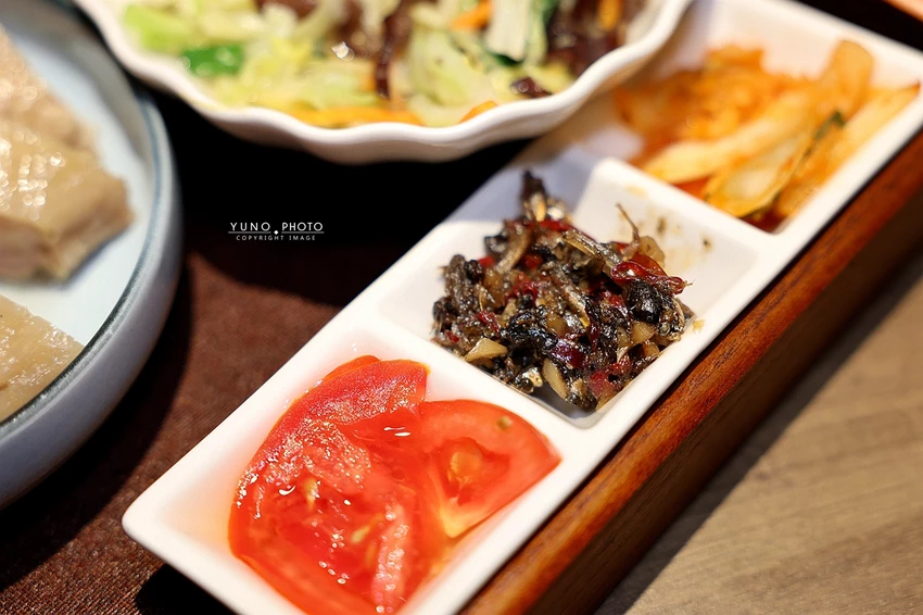 中山區美食新焦點！欣欣秀泰百貨星曜雞湯，日本A5和牛奢華饗宴首選。