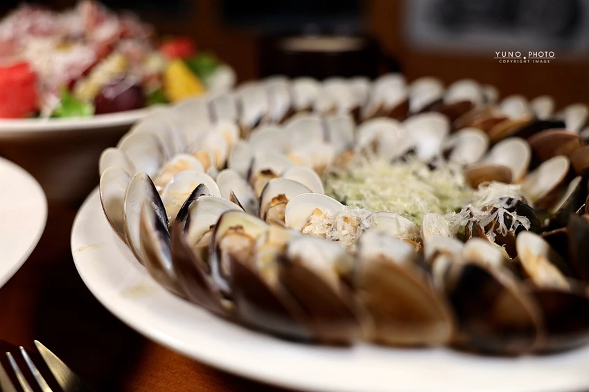 台中浮誇義大利麵天花板！一中商圈美食諾諾索，蛤蜊痛風系一斤半吃到爽。