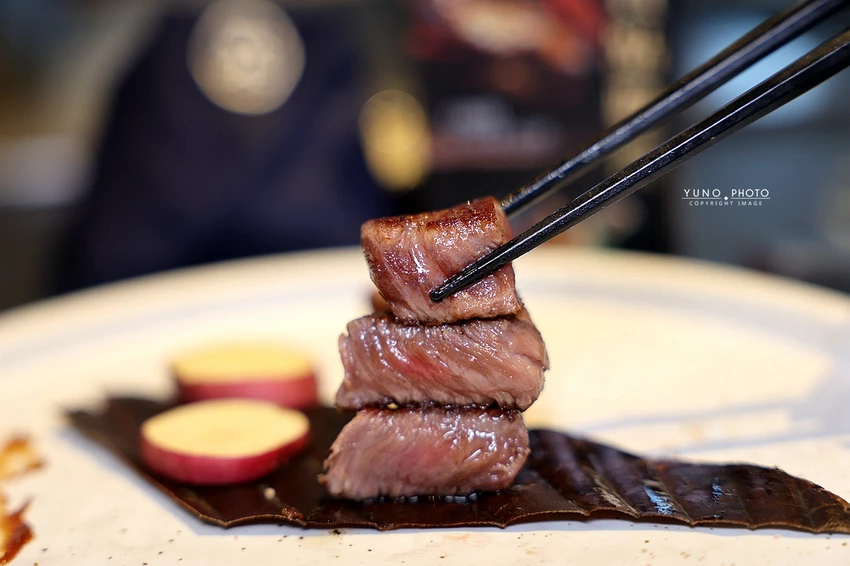 新竹無菜單鐵板燒界王者!龍蝦三吃鮑魚赤海膽,高CP值奢華海陸饗宴。