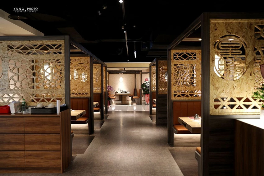 中山區美食新焦點！欣欣秀泰百貨星曜雞湯，日本A5和牛奢華饗宴首選。