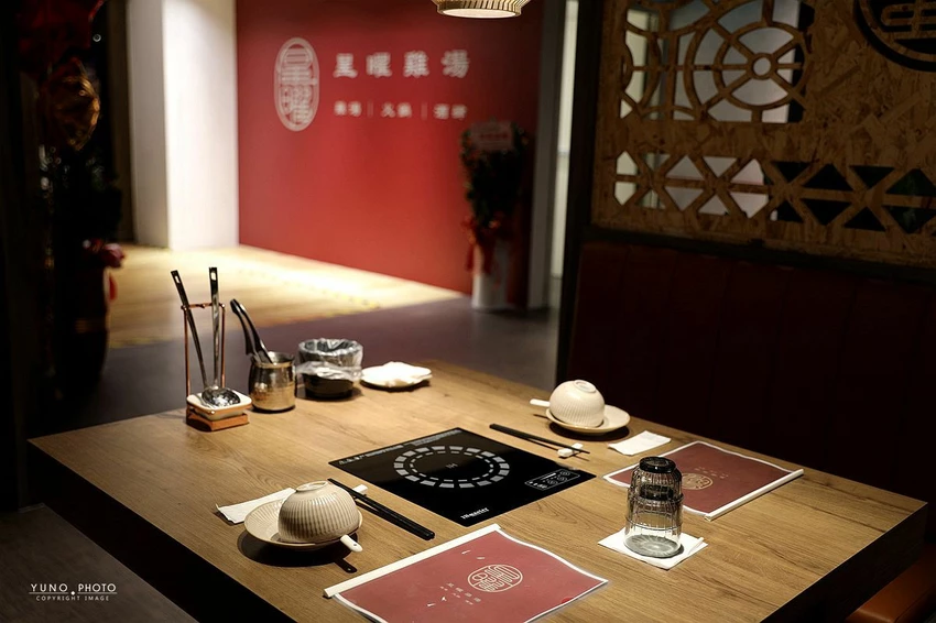 中山區美食新焦點！欣欣秀泰百貨星曜雞湯，日本A5和牛奢華饗宴首選。