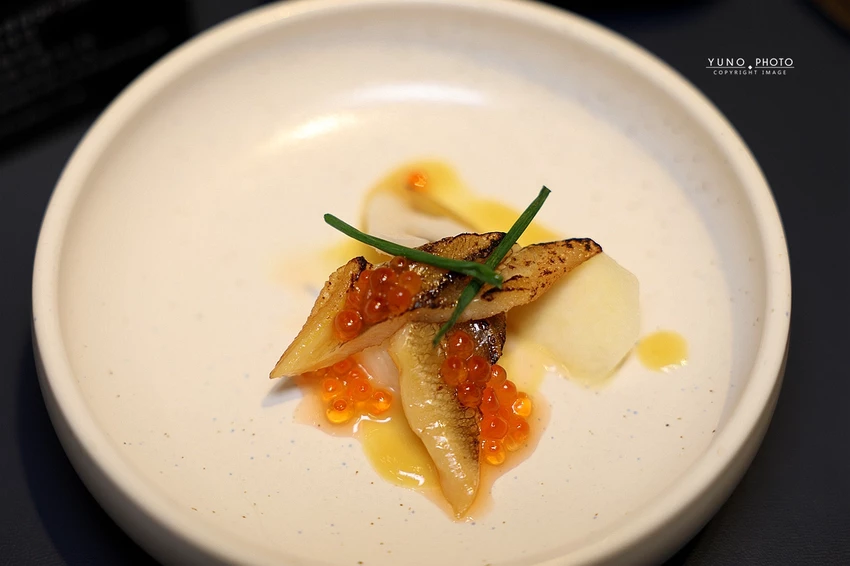 新竹無菜單鐵板燒界王者!龍蝦三吃鮑魚赤海膽,高CP值奢華海陸饗宴。