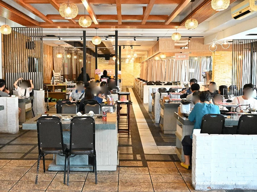 肉多多火鍋｜網路溫度計蟬聯4年冠軍！70多種自助吧吃到飽只要268元起，平日午餐、宵夜不限時 - 糖糖's 享食生活