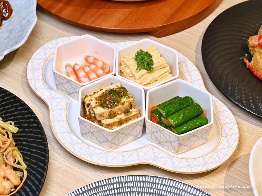 GOGOGA極上雞湯新派中菜｜雞湯界愛馬仕！不葷主義、瓦庫新品牌，主打砂鍋極上雞湯，道道餐點讓人驚艷 - 糖糖's 享食生活