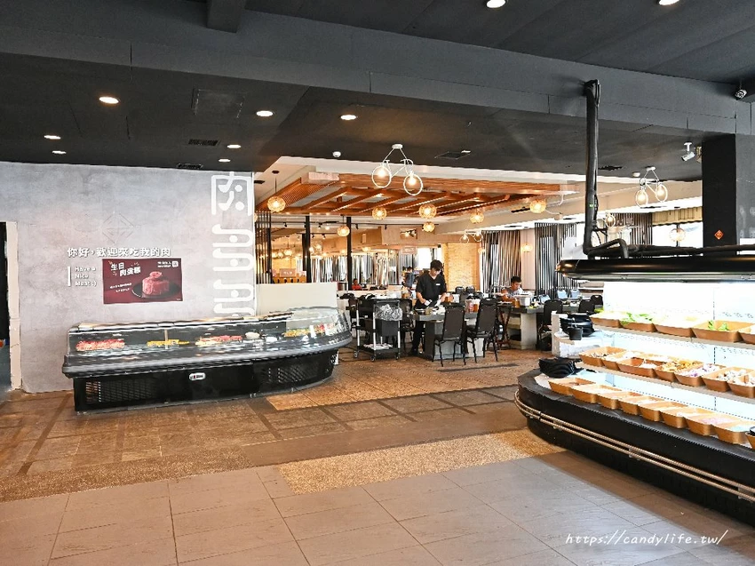 肉多多火鍋｜網路溫度計蟬聯4年冠軍！70多種自助吧吃到飽只要268元起，平日午餐、宵夜不限時 - 糖糖's 享食生活