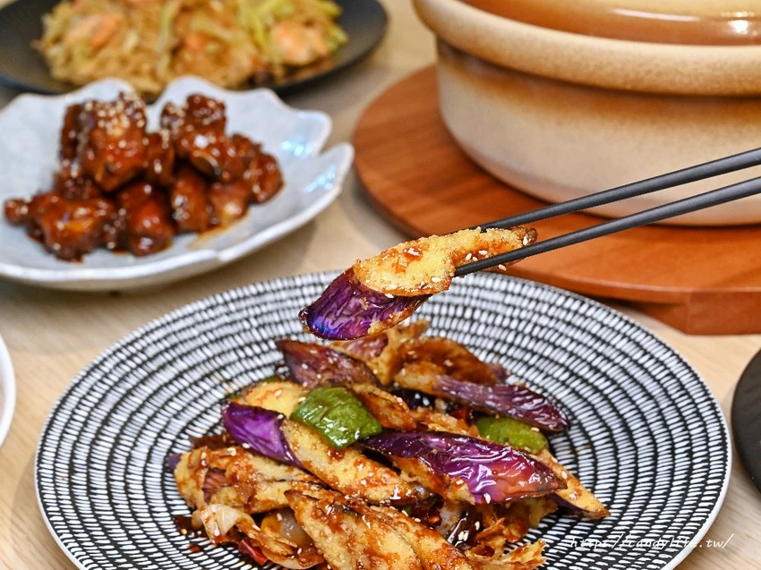 GOGOGA極上雞湯新派中菜｜雞湯界愛馬仕！不葷主義、瓦庫新品牌，主打砂鍋極上雞湯，道道餐點讓人驚艷 - 糖糖's 享食生活