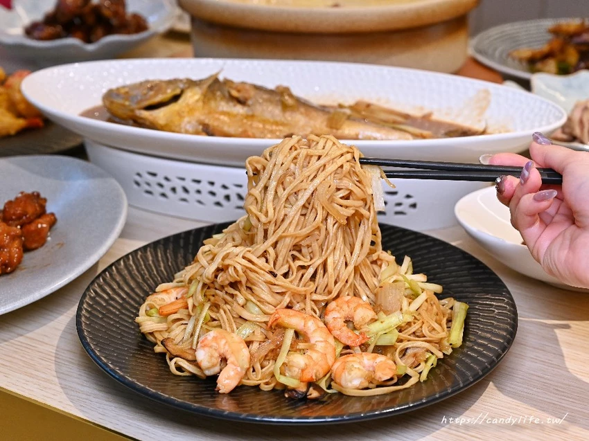 GOGOGA極上雞湯新派中菜｜雞湯界愛馬仕！不葷主義、瓦庫新品牌，主打砂鍋極上雞湯，道道餐點讓人驚艷 - 糖糖's 享食生活