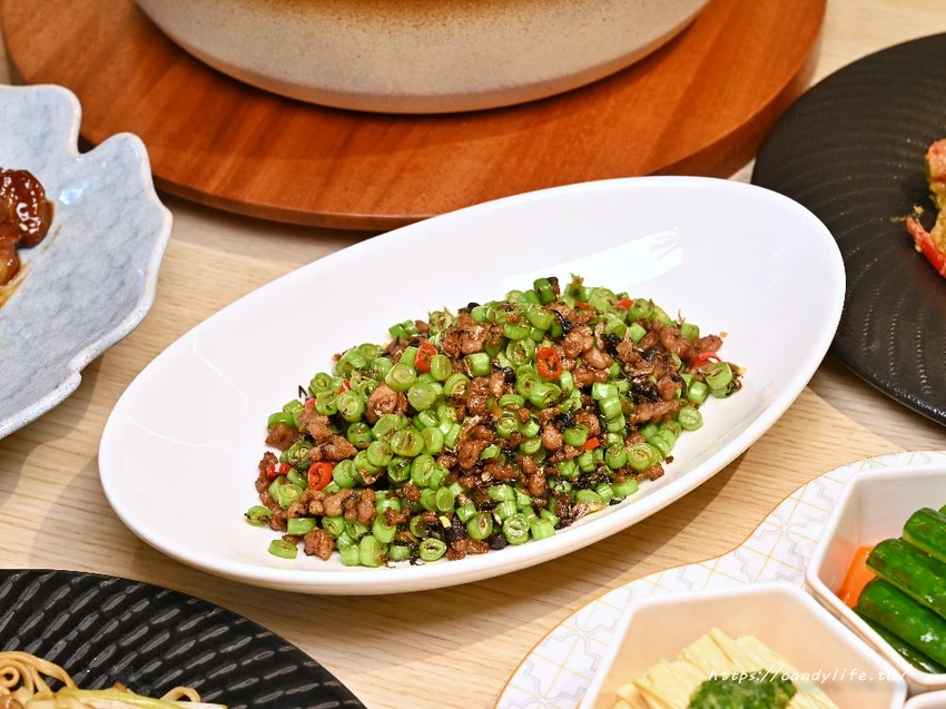 GOGOGA極上雞湯新派中菜｜雞湯界愛馬仕！不葷主義、瓦庫新品牌，主打砂鍋極上雞湯，道道餐點讓人驚艷 - 糖糖's 享食生活