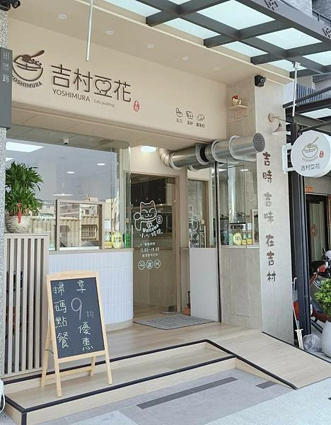 /tmp/phpeqsFYF /tmp/phpeqsFYF