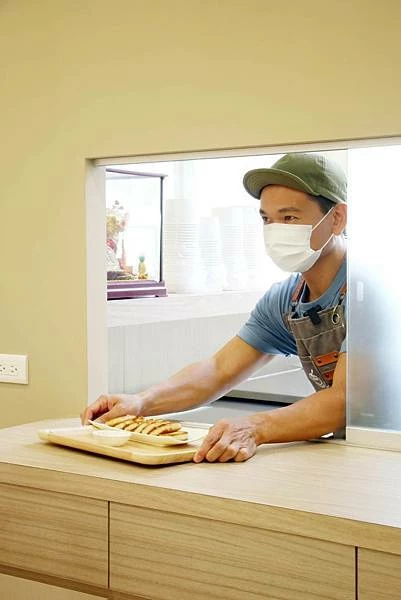 /tmp/phpGiXUAw /tmp/phpGiXUAw