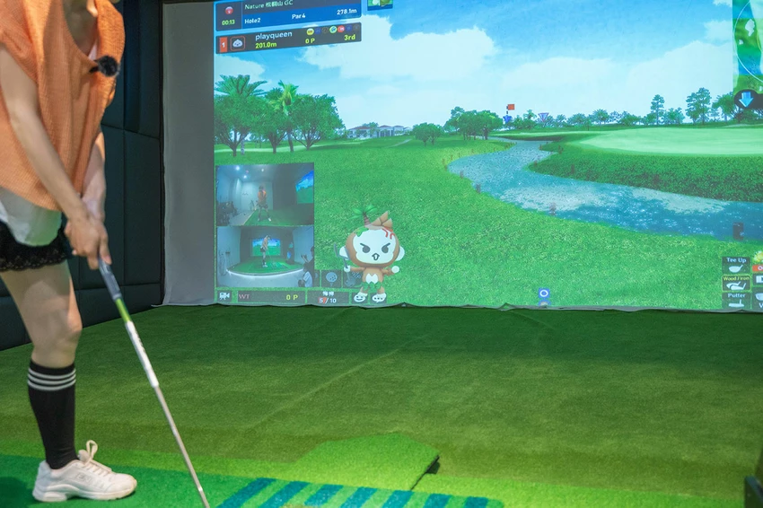 GOLF MONSTERS｜室內竟然也能打高爾夫！最新2025台北松山區景點推薦，聯誼、團建、商務聚會超時尚都會運動，不怕風吹雨淋的台北高爾夫球場推薦