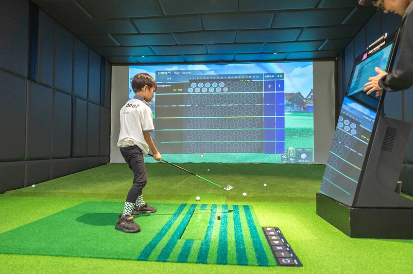 GOLF MONSTERS｜室內竟然也能打高爾夫！最新2025台北松山區景點推薦，聯誼、團建、商務聚會超時尚都會運動，不怕風吹雨淋的台北高爾夫球場推薦