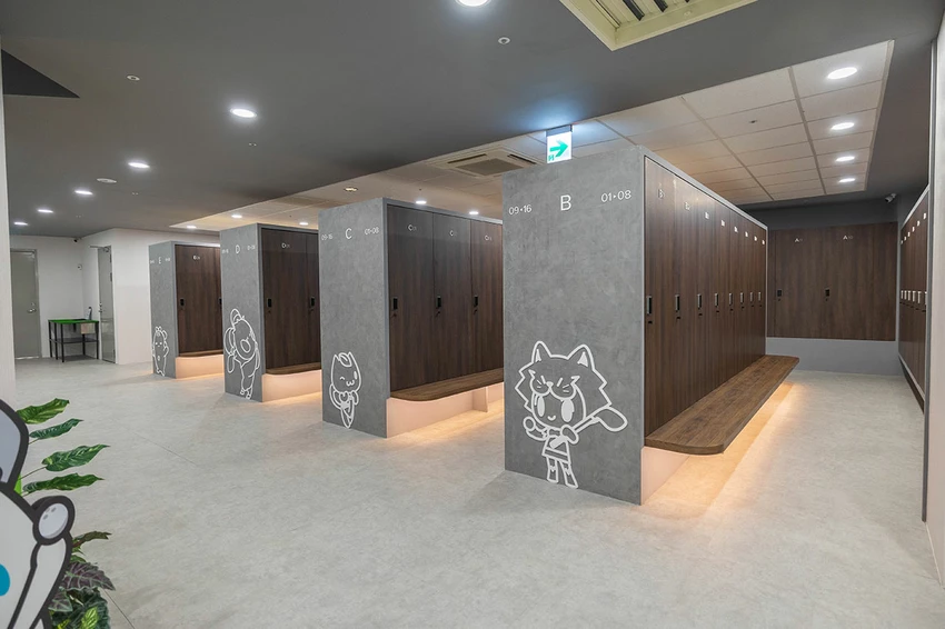 GOLF MONSTERS｜室內竟然也能打高爾夫！最新2025台北松山區景點推薦，聯誼、團建、商務聚會超時尚都會運動，不怕風吹雨淋的台北高爾夫球場推薦