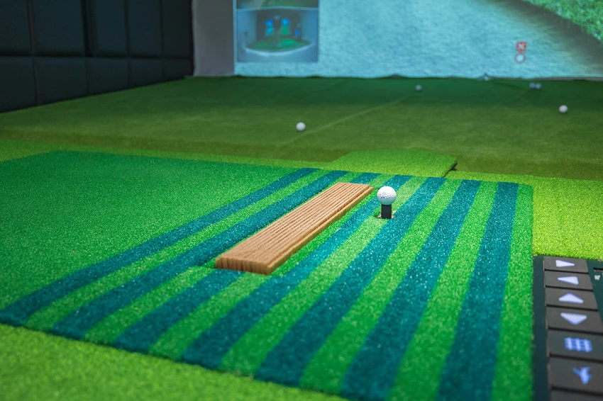 GOLF MONSTERS｜室內竟然也能打高爾夫！最新2025台北松山區景點推薦，聯誼、團建、商務聚會超時尚都會運動，不怕風吹雨淋的台北高爾夫球場推薦