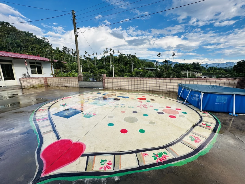 【行滿旅宿】嘉義竹崎親子包棟首選｜懷舊古玩、KTV嗨唱、煙火