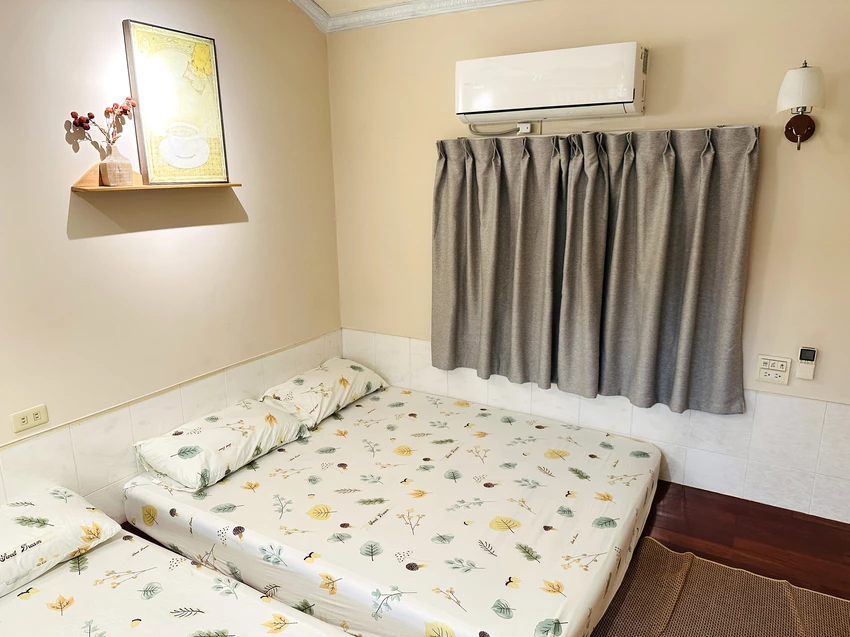 【行滿旅宿】嘉義竹崎親子包棟首選｜懷舊古玩、KTV嗨唱、煙火