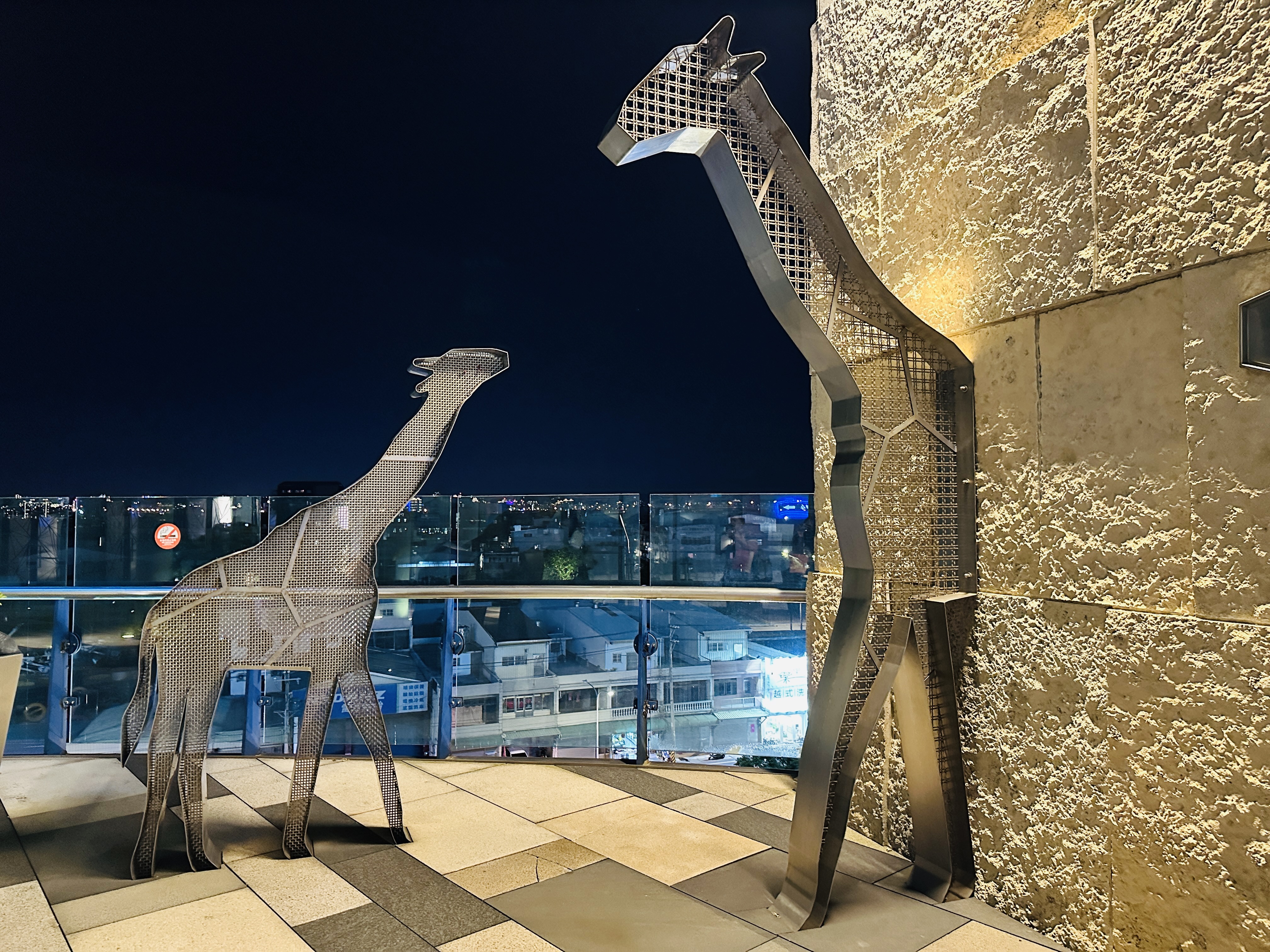 您的驚喜已送達！桃園大江購物中心改裝開箱：隨處有驚喜裝置藝術