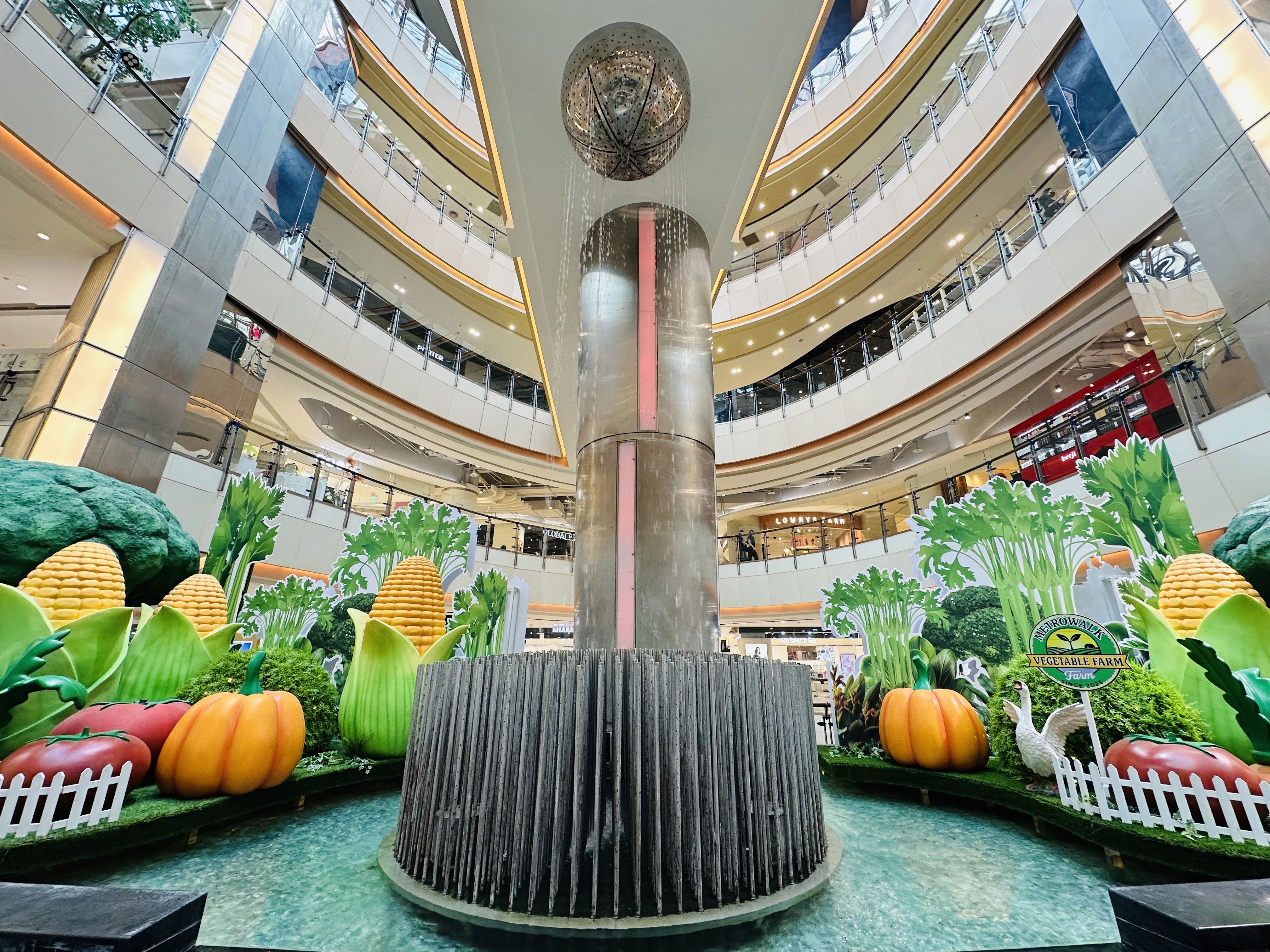 您的驚喜已送達！桃園大江購物中心改裝開箱：隨處有驚喜裝置藝術