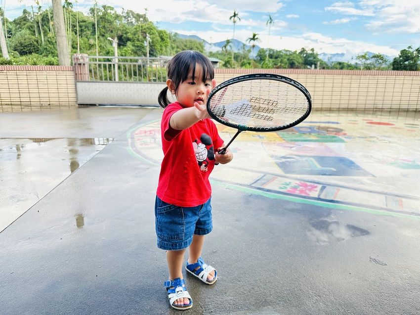 【行滿旅宿】嘉義竹崎親子包棟首選｜懷舊古玩、KTV嗨唱、煙火