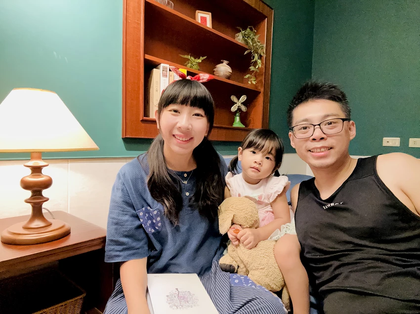 【行滿旅宿】嘉義竹崎親子包棟首選｜懷舊古玩、KTV嗨唱、煙火