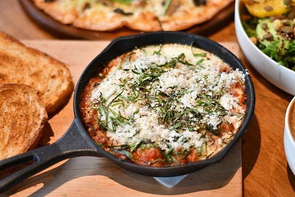 台南蔬食早午餐新指標！Preserve台南新光小北門店，酪梨料理美味到讓人驚豔。