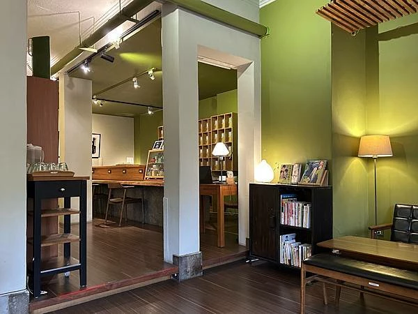 來台南找一杯好茶！金桔檸檬塔酸甜剛好，感受台灣紅玉紅茶的溫暖魅力。