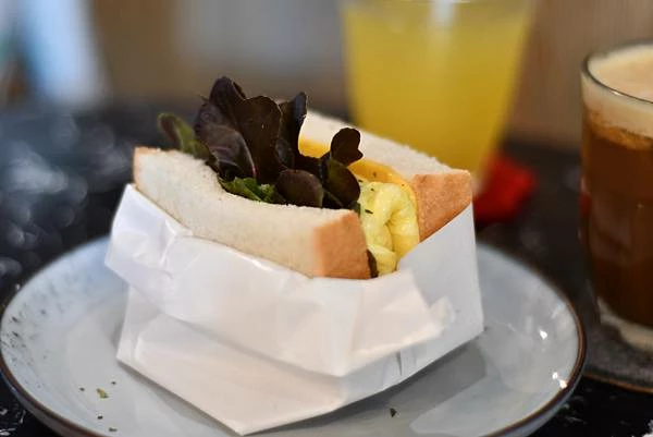 台南早午餐別只跑網美店！成大商圈賦于咖啡起司嫩蛋三明治，實力派咖啡必訪。