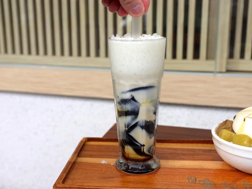 台南佳里必吃!佛都愛玉佳里旗艦店(借問站)-全國愛玉冠軍就在這!咕溜口感.多種口味一吃就上癮