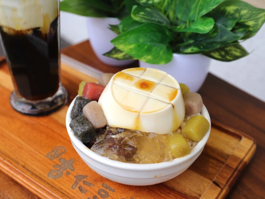 台南佳里必吃!佛都愛玉佳里旗艦店(借問站)-全國愛玉冠軍就在這!咕溜口感.多種口味一吃就上癮