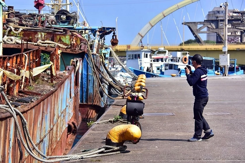 基隆必訪！天聖525希臘風海鮮酒食，阿根納造船廠的工業遺跡浪漫。