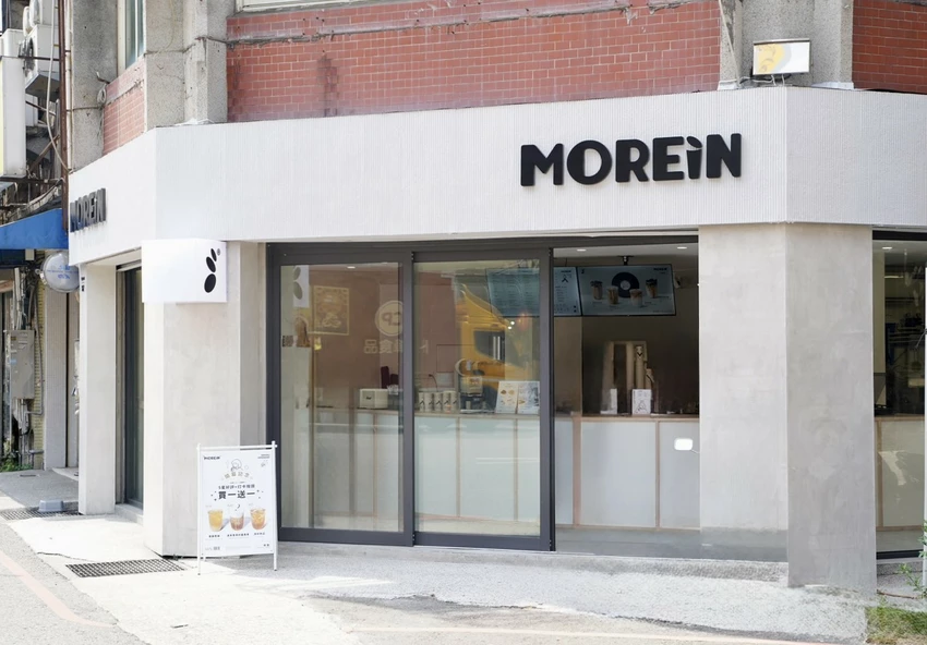 新竹手搖飲料天花板！「MOREiN 沫飲」插旗食品路啦！必喝波本香草奶蓋蕎麥、青森蜜桃烏龍，包準一喝上癮！...